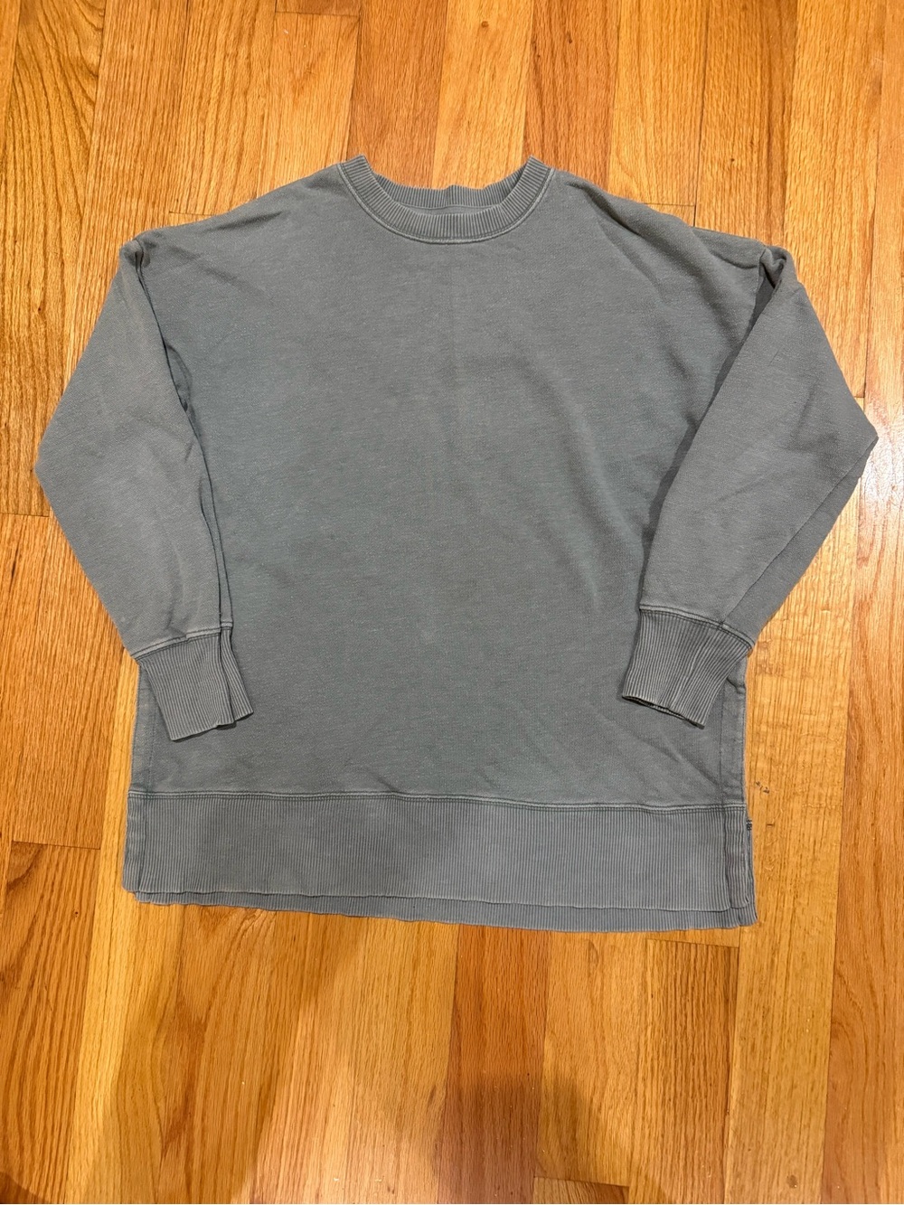 aerie Oversized Crewneck Sweatshirt in Sage Green